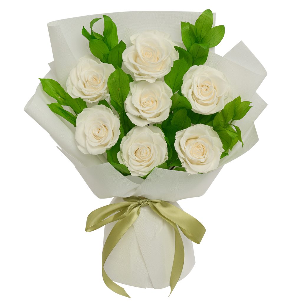 white flowers bouquet