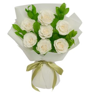 white flowers bouquet